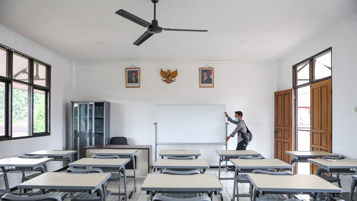 Pemerintah Rekrut Guru Massal Tahun 2025 untuk Sekolah Rakyat